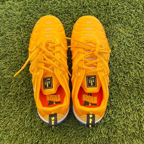 Nike Air VaporMax Plus - Picture 3 of 5